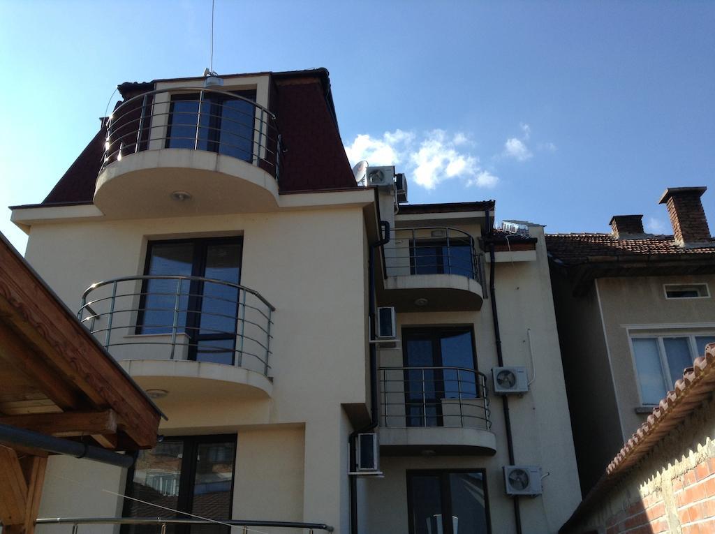 Guest House Luchi Varsec Kültér fotó