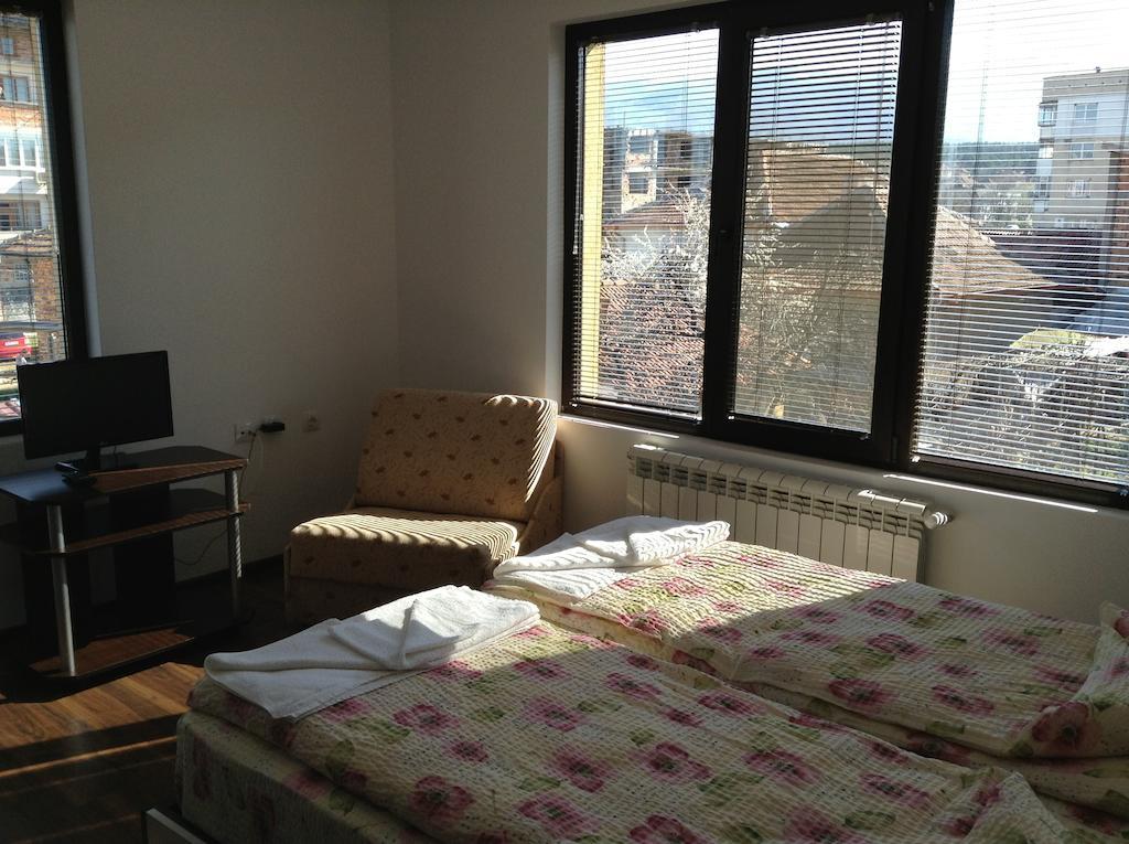 Guest House Luchi Varsec Szoba fotó