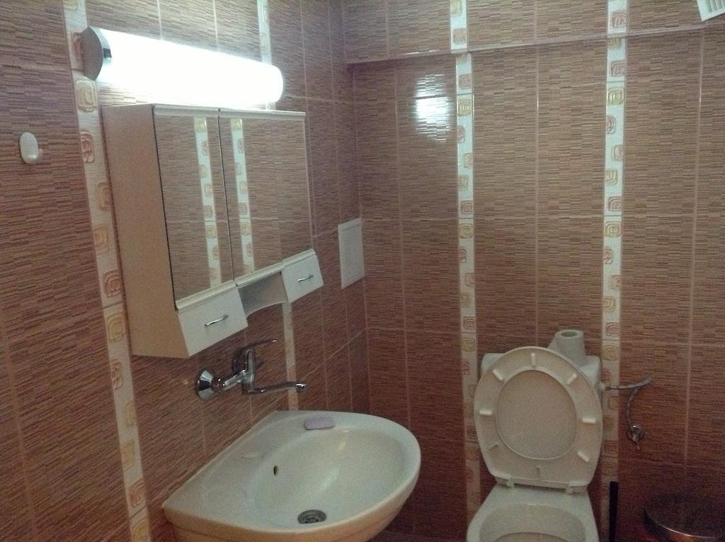 Guest House Luchi Varsec Szoba fotó